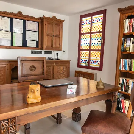 Begonvil فندق كاس